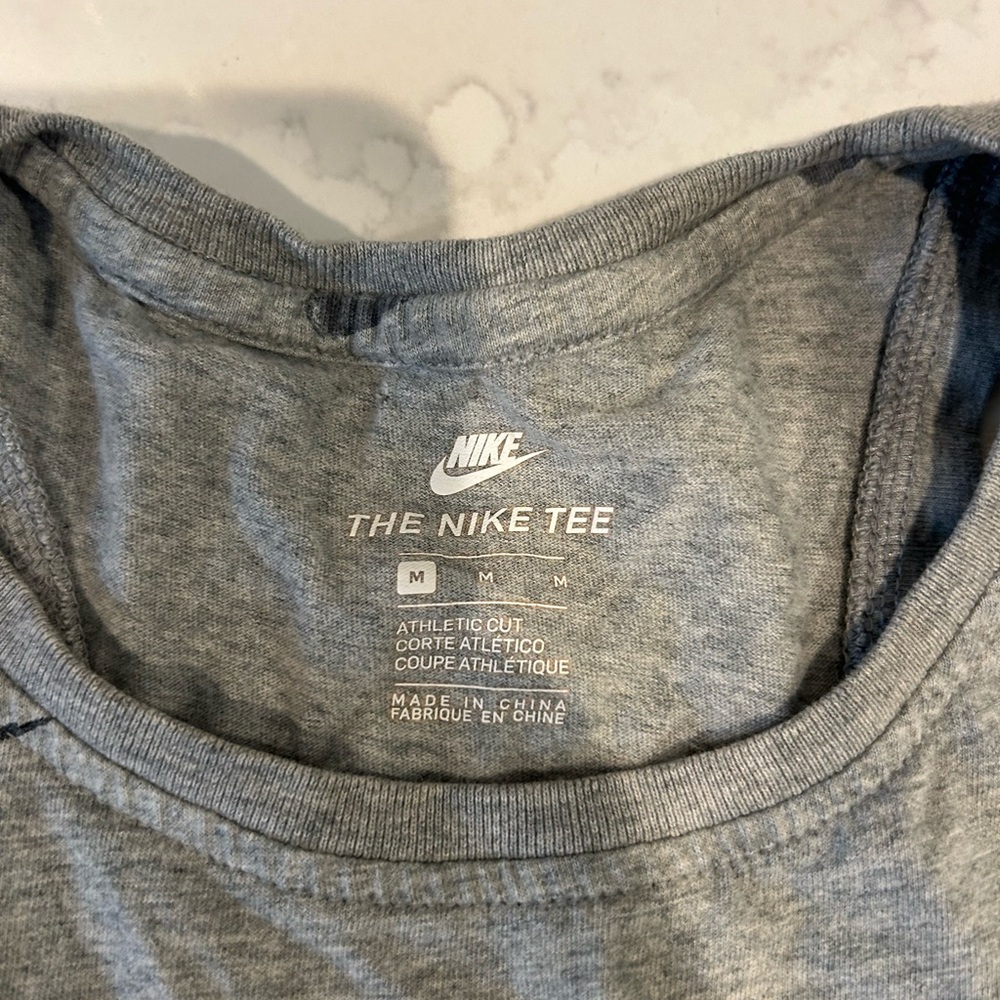 Nike Heather Gray Athletic Crop Top - Picture 3 of 5